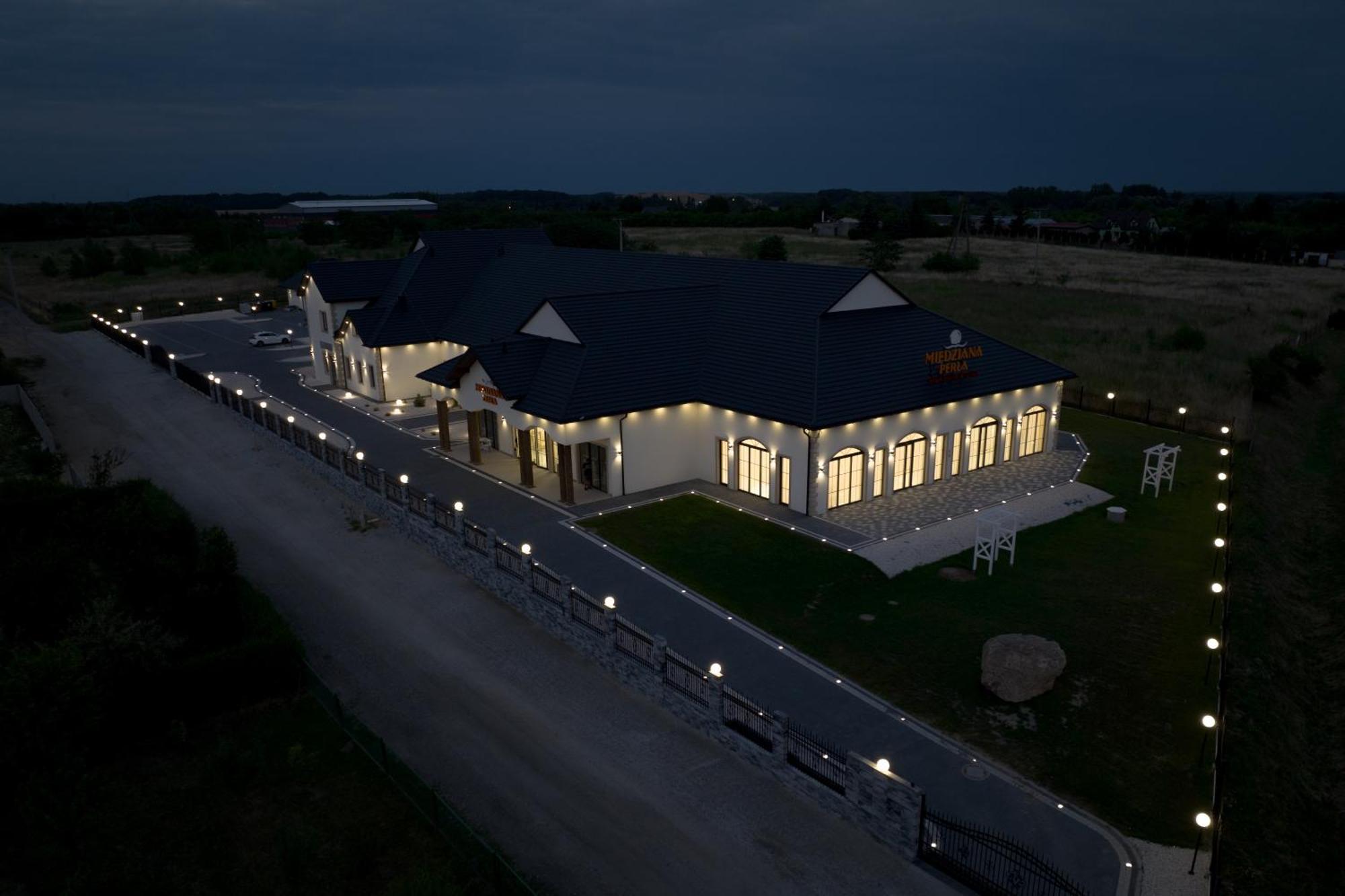 Pensjonat Miedziana Perla Lubin Buitenkant foto